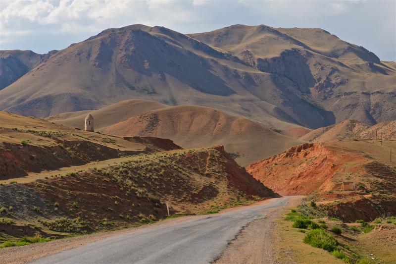 Дорога на Нарын от села Ак-Мюз (Ат-Башинский район)