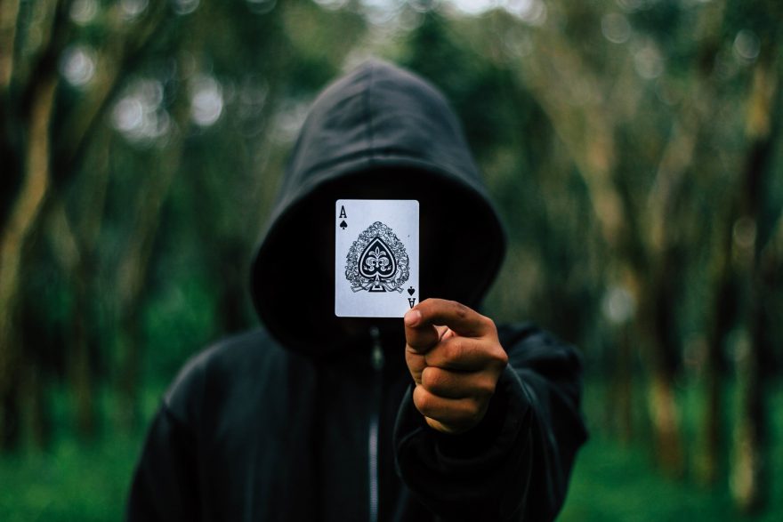 unsplash-com-photo-1479330173277-6c90ae1bb2c0-880x587