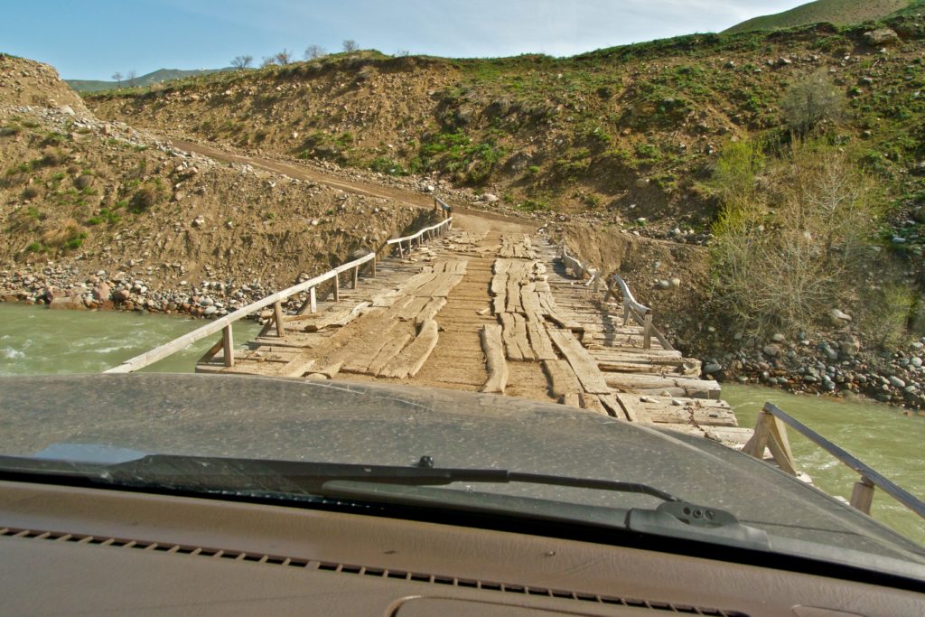 dorogi-mostyi-infrastruktura-razval-7
