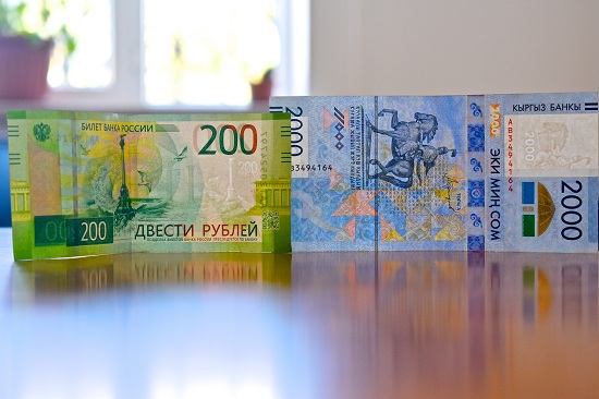 vt-edited-kartinka-s-rossiyskimi-banknotami